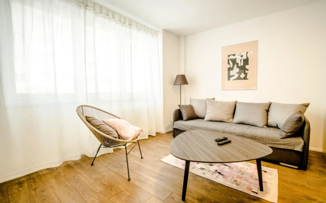 Central apartments by Kovee