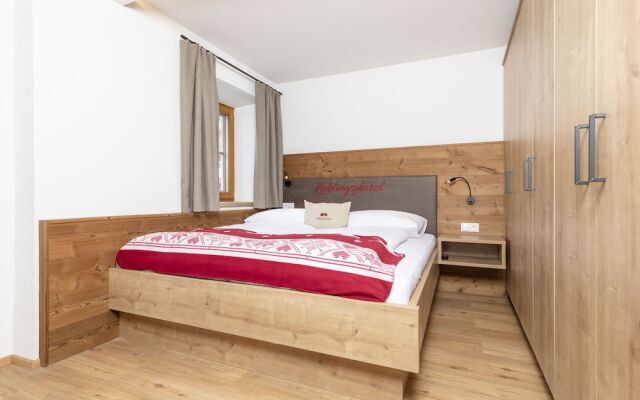 Scenic Apartment in Kaltenbach with Ski Storage And Parking