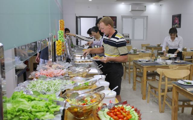 Mihaco Apartments and Hotel