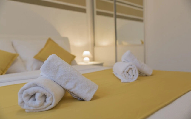 Lux Apartments