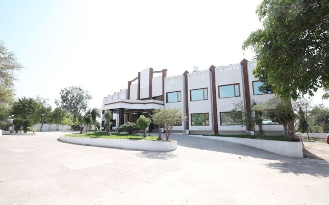 OYO 12767 Hotel Grand Chinar