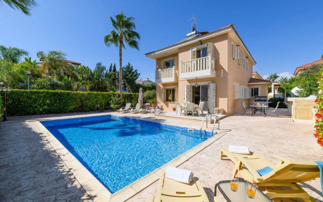 Villa Larnaca