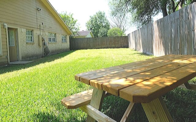 4Bdrm 2Bath 9Beds - 25mins to Downtown