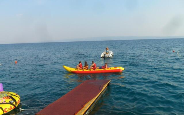 Apartments Batovanja