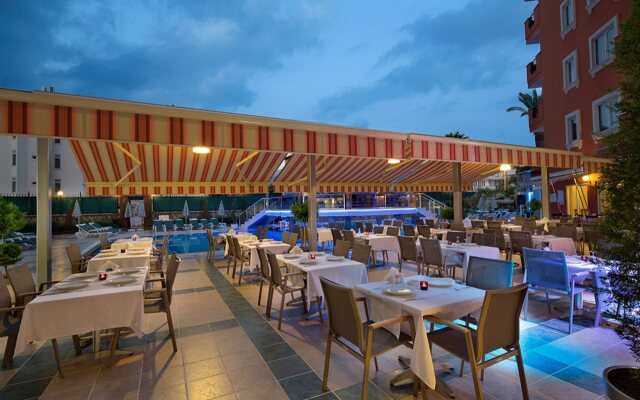 Villa Moonflower Aparts & Suites