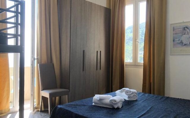 Hotel Monique