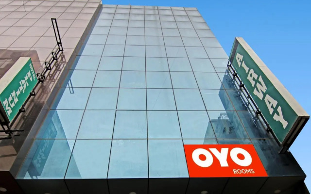 Oyo Flagship 807479 Hotel Collection