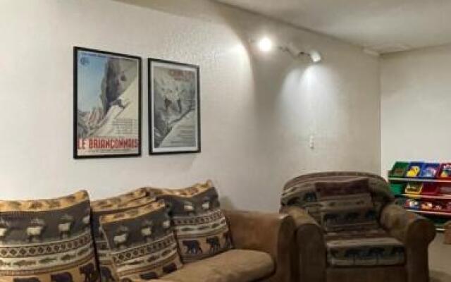 Hideaway Mountain Lodge