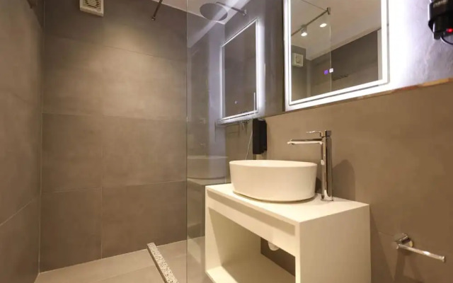 Grandstay Studios 102