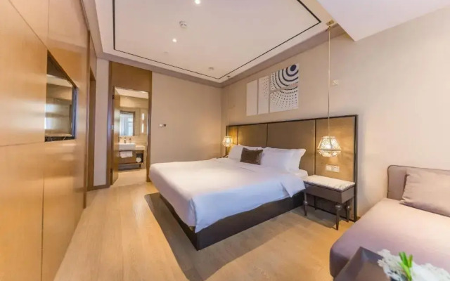 Yitel Premium (Shanghai Wujiaochang Metro Station)