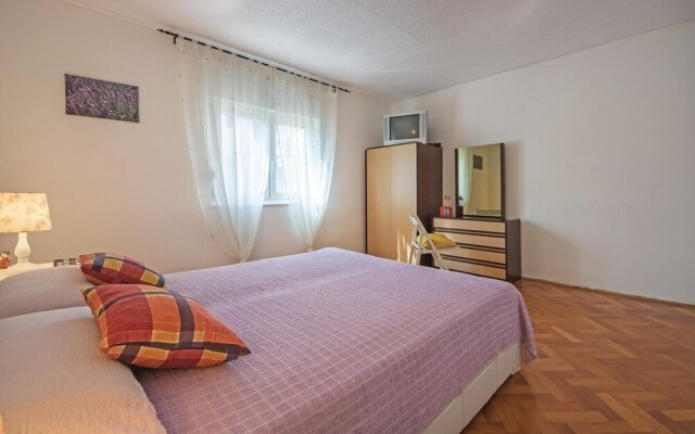 Awesome Home in Fazana With Wifi and 2 Bedrooms