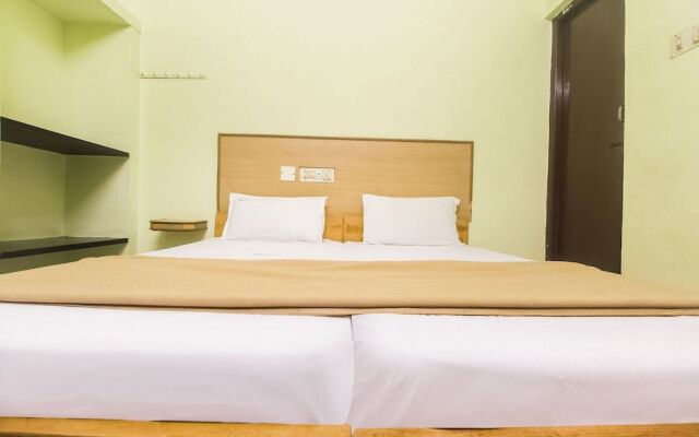 Spot on 61149 Hotel Sivanthi