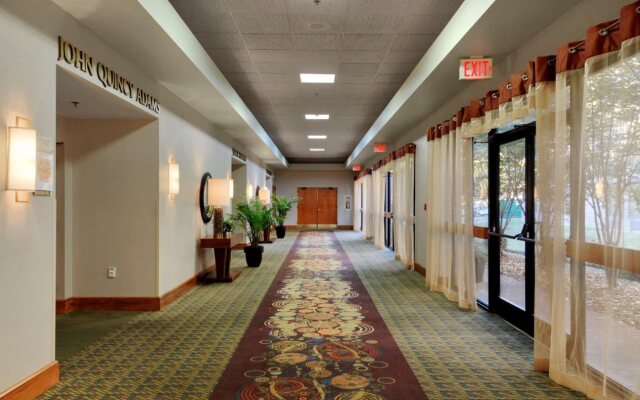 DoubleTree by Hilton Hotel Jackson