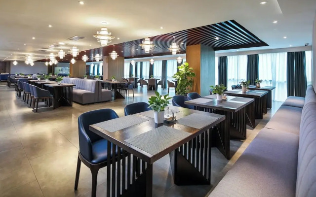 Mehood Lestie International Hotel Nancun Wanbo Metro Station Branch