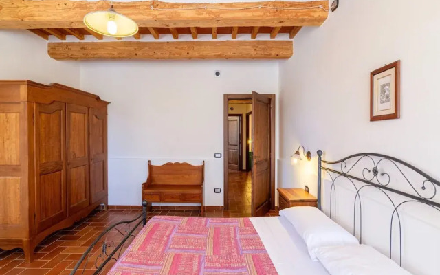 Apartment in a Farmhouse With 2 Swimming Pools