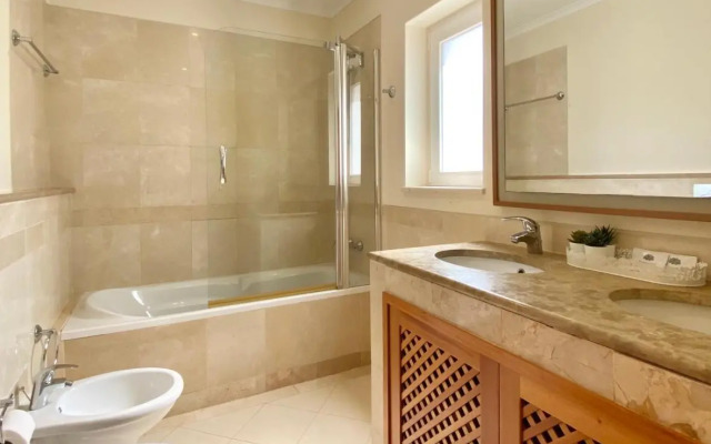 Amazing 2Bedroom apartment in Victoria Boulevard
