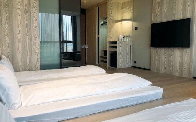 Hsin Hotel