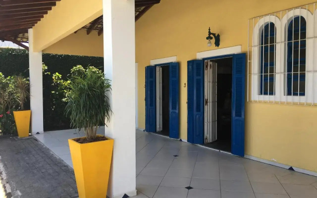 Pé na Areia com Piscina e Churrasqueira - 2 suítes