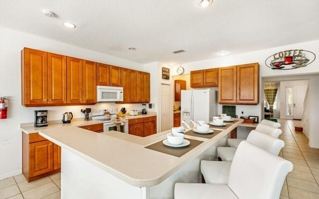 Lakeside Landing 6 Bedrooms