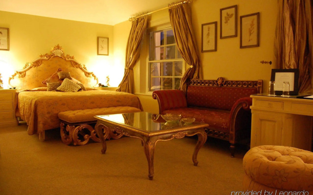 The Dawson Hotel