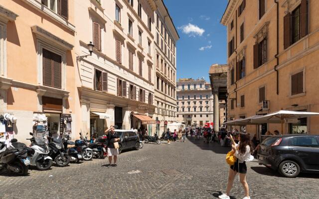 The Pantheon Terrace Experience