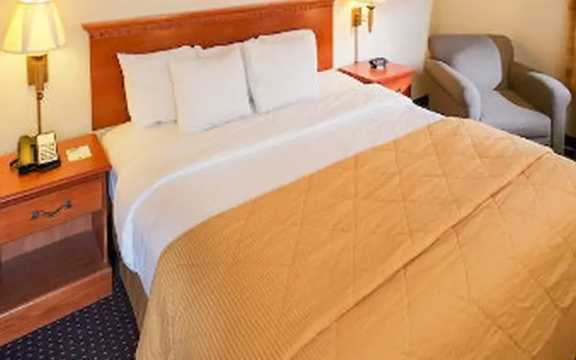 Red Roof Inn & Suites Galloway