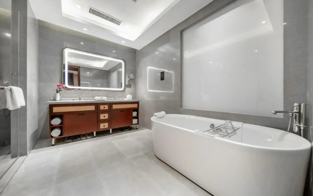 YUN-ZEN Jinling Acrobatics Hotel