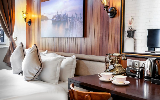 Reunion Heritage House