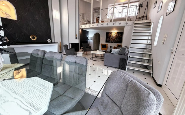 Natalie Apartments