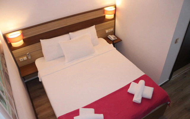 Eden Pyara Hotel Turunc