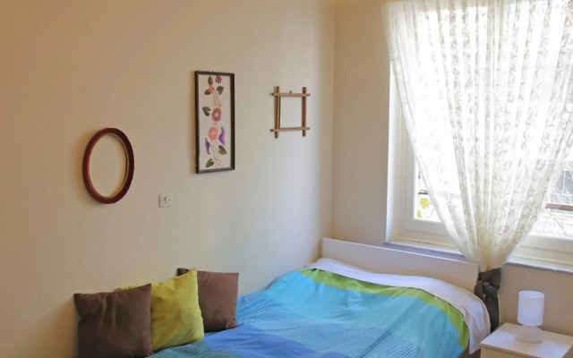 Mairas house collection