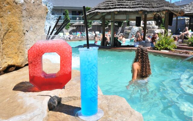 Put in Bay Victory Station Hotel