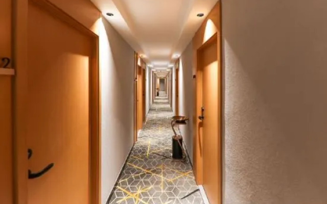 Miduo Hotel