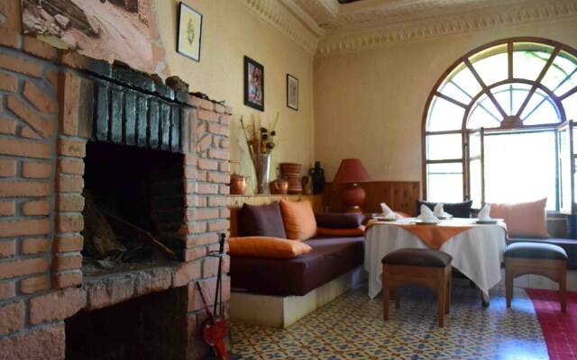 Auberge le Maquis