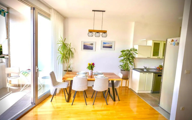 Maris Apartment