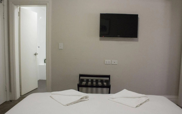 Wallacia Hotel