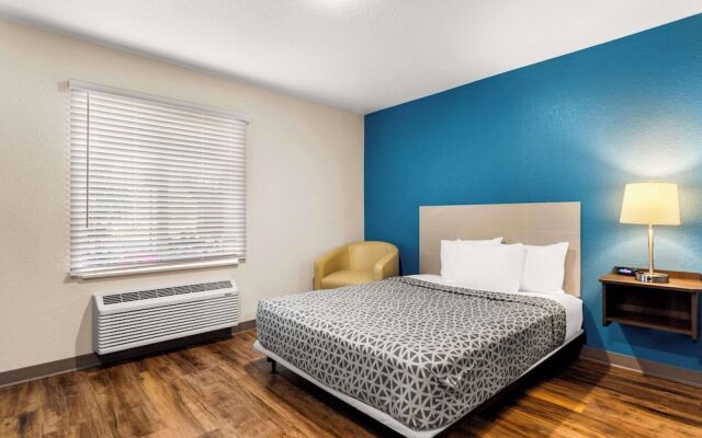 WoodSpring Suites Port St. Lucie