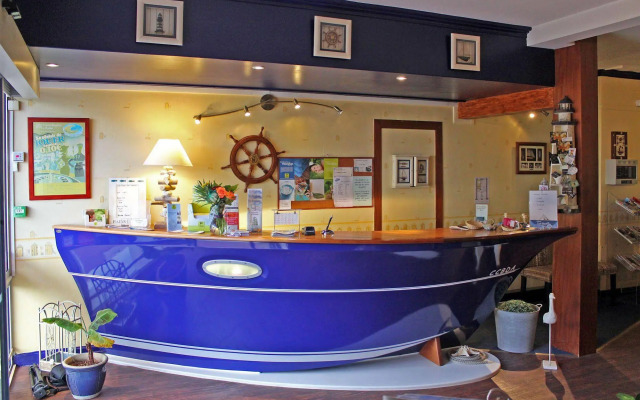 Logis Hotel Les Bleuets