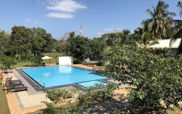 Hotel 4 U Saliya Garden