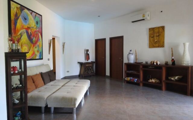 The Relaxing Pool Villa