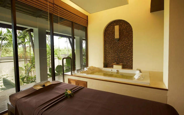 Veranda Pool Villas & Suite