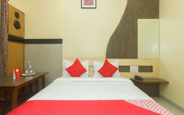 OYO Flagship 18893 Hotel Shweta