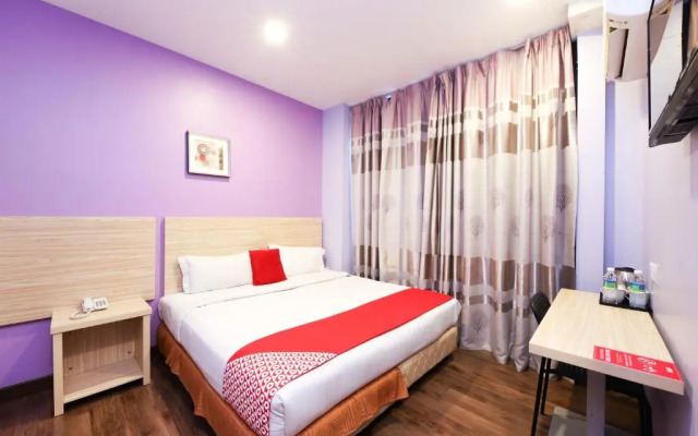 Super OYO 156 YP Boutique Hotel
