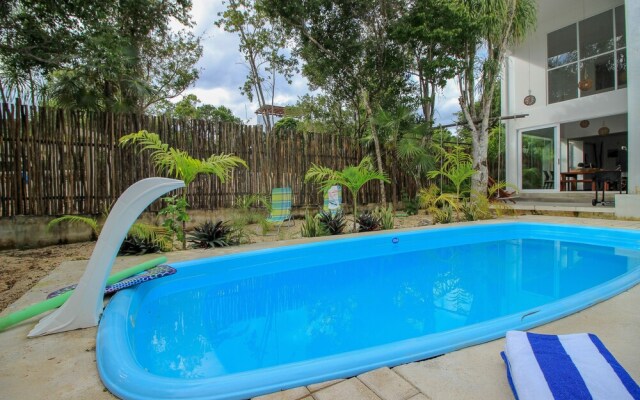 Exclusive Villa in Resort by Olahola