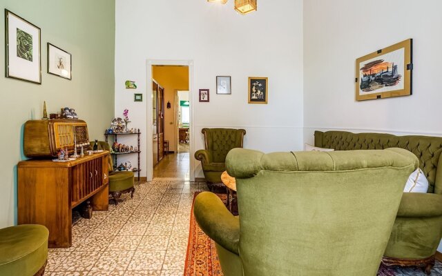 Traditional Holiday Home in Ragalna With Balcony