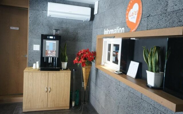Lazzi Hotel