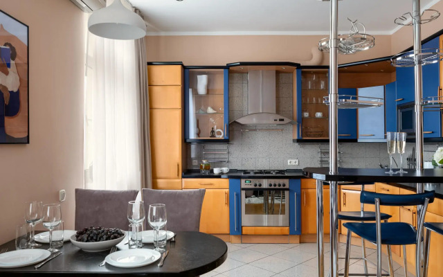 GMApartments on 3-5 Serpov Lane