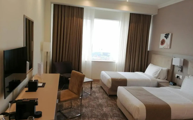 Gloria Hotel And Suites