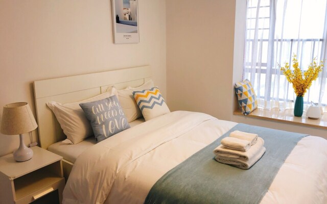 Coastline International Apartment