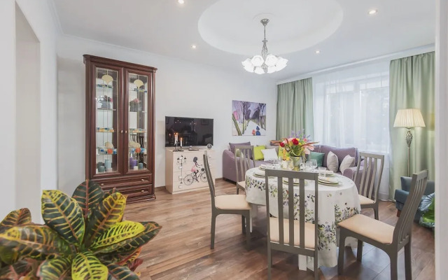 GM Apartment Spiridonovka